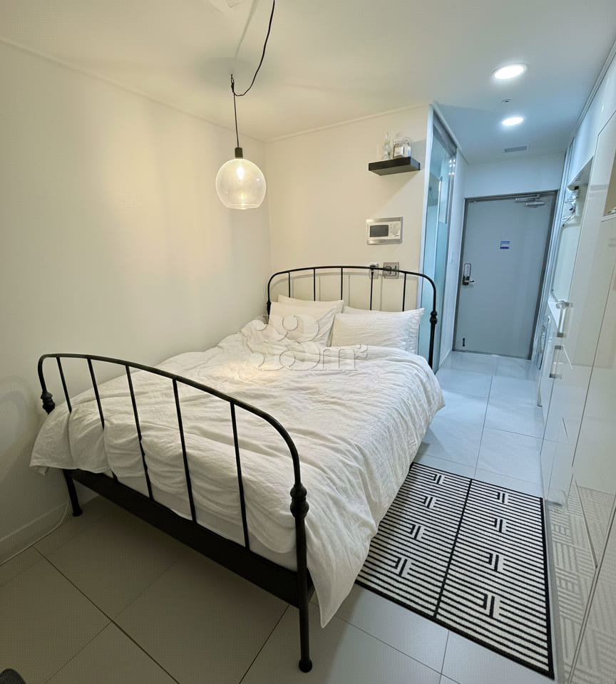 Gildong/Gangdong Queen-size Bed, Fully Furnis 9th image