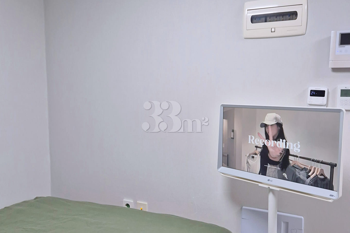 Gangdong-Cheonho Fully Furnished Unit B35 4th image