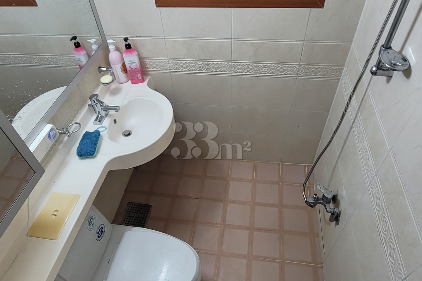 Dunchon 2-bedroom, fully furnished, Unit F3 16th image