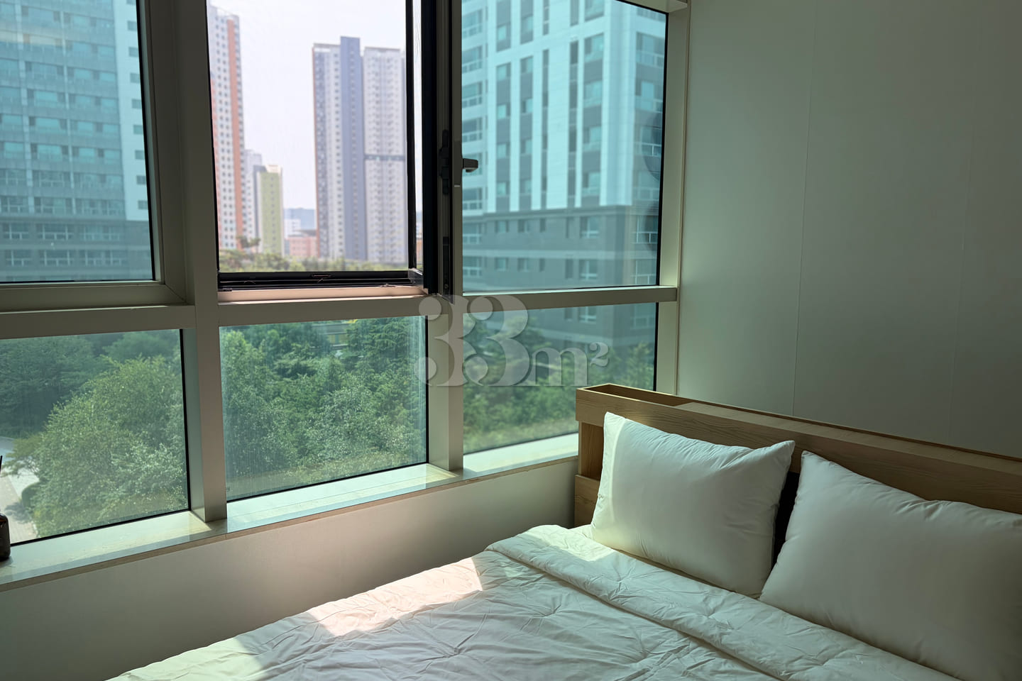 Stylish 2-room apartment π©΅ Songdo π©΅ Near th 3th image