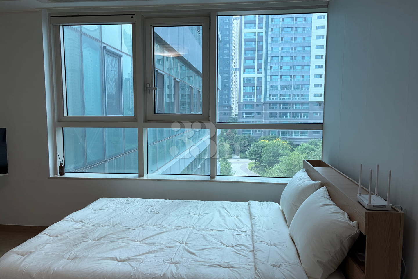Stylish 2-room apartment π©΅ Songdo π©΅ Near th 4th image