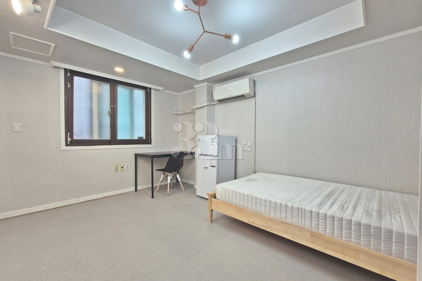Neat studio apartment, 2 minutes from Sinchon 2th image