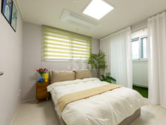 Newly built, fully furnished two-room unit ne 12th image