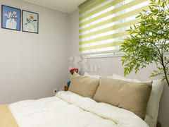Newly built, fully furnished two-room unit ne 13th image