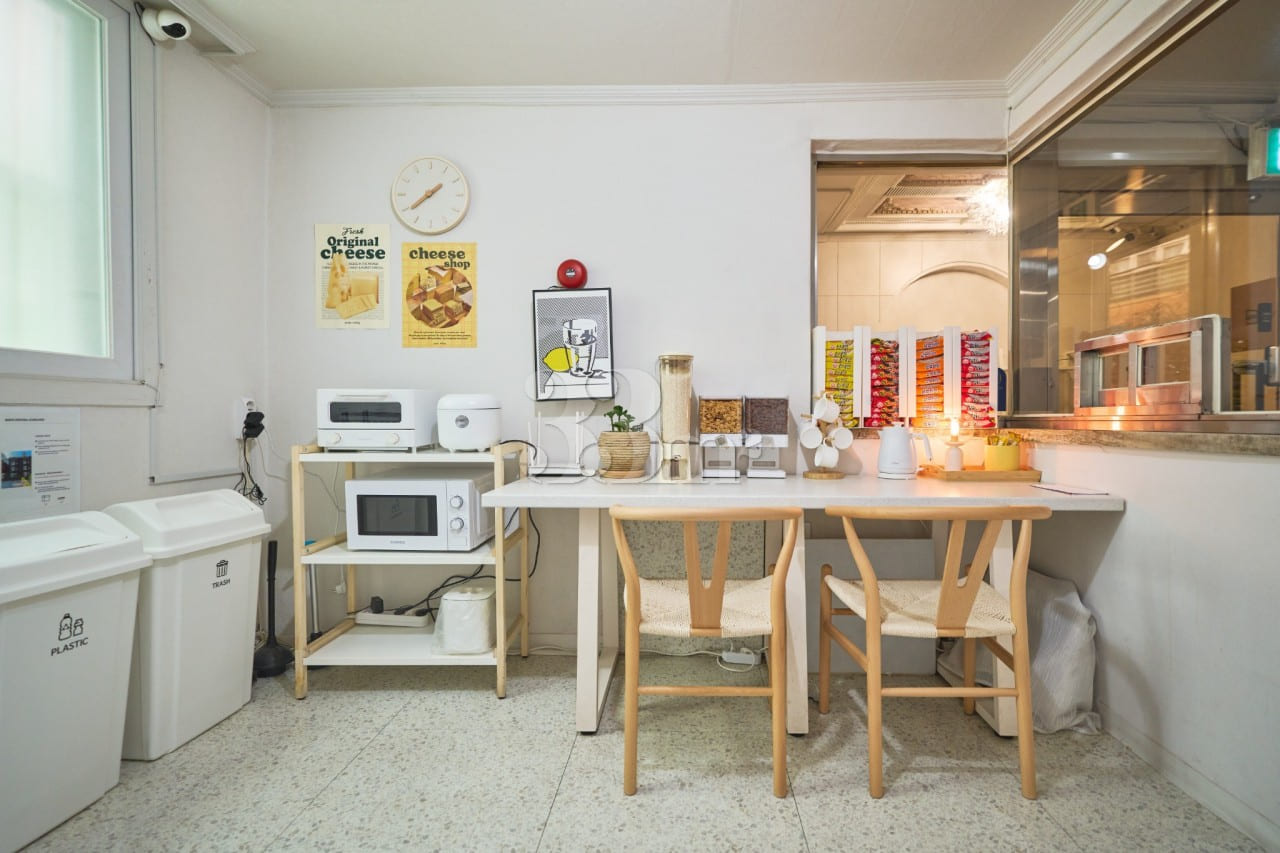 Fully furnished studio near Myeonghak Station 13th image