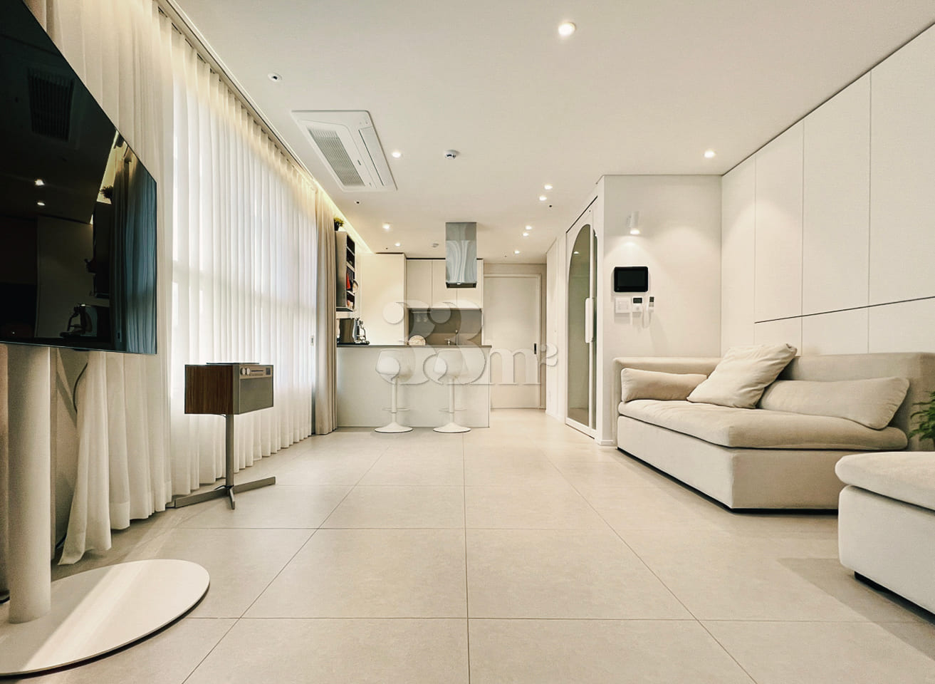 Lotte Tower Bedroom 2 (Bathroom 2) 0th image