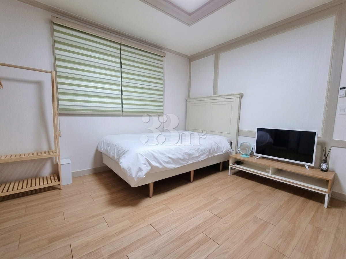 3 minutes from Banyawol Station / Netflix C 0th image