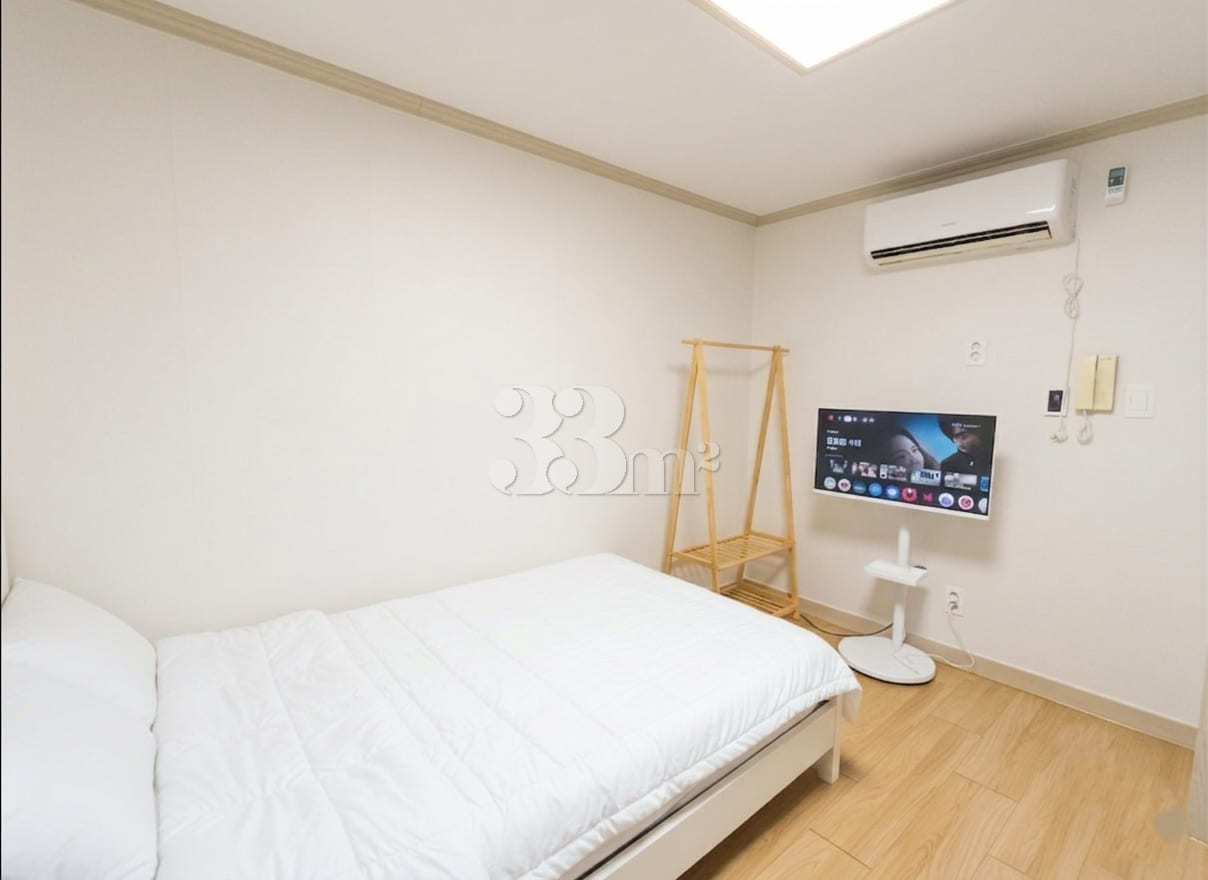 3 minutes from Banyawol Station / Netflix A 3th image