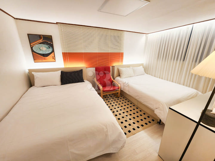 Renovated 3-room unit with free parking 방 이미지