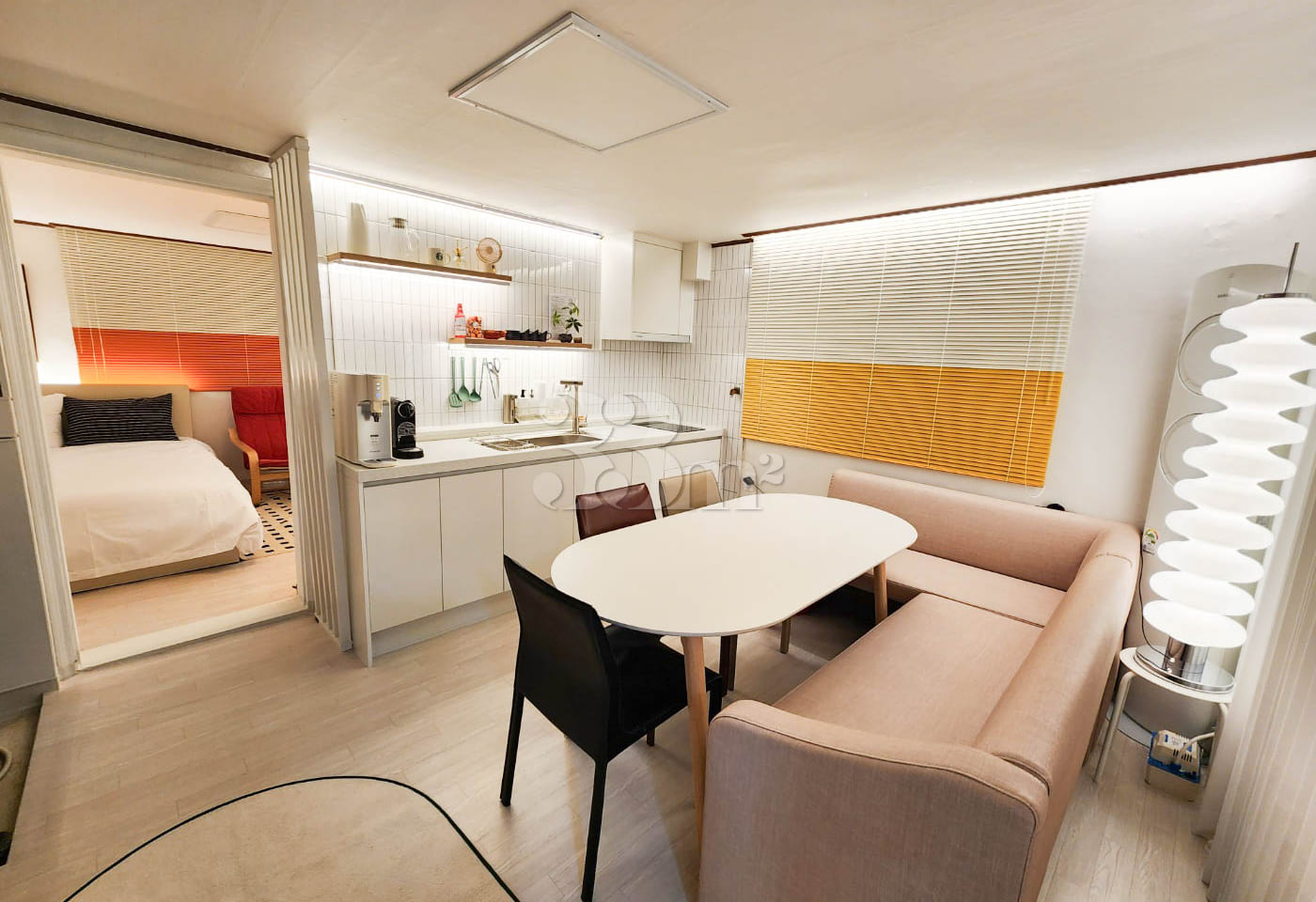 Spacious 3-bedroom unit for 8 people with par 1th image