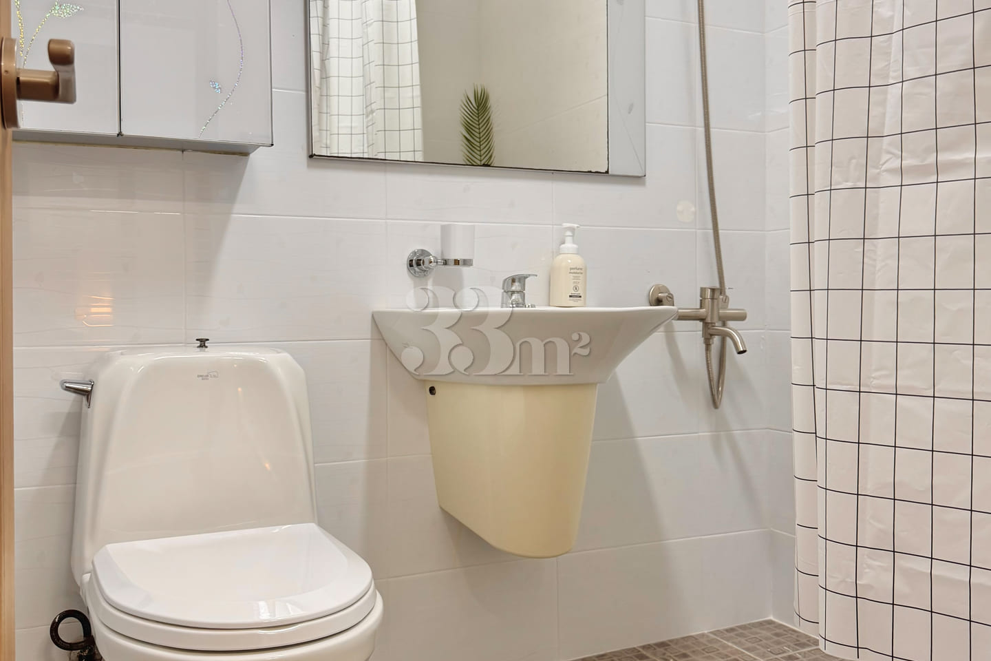 3 bedrooms, 2 bathrooms, 4 beds 13th image