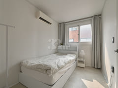 Fully renovated two-room unit in Yeoksam, Gan 11th image