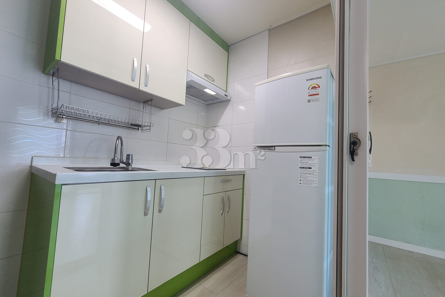 Cozy and quiet studio apartment 3th image