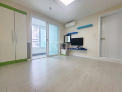 Cozy and quiet studio apartment 1th image