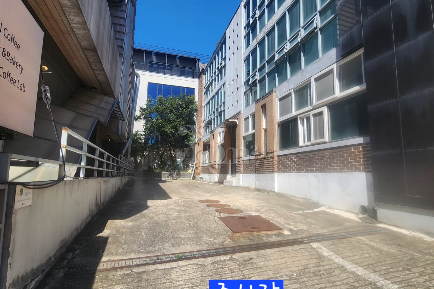 Heart of Gangnam, fully furnished, parking av 17th image