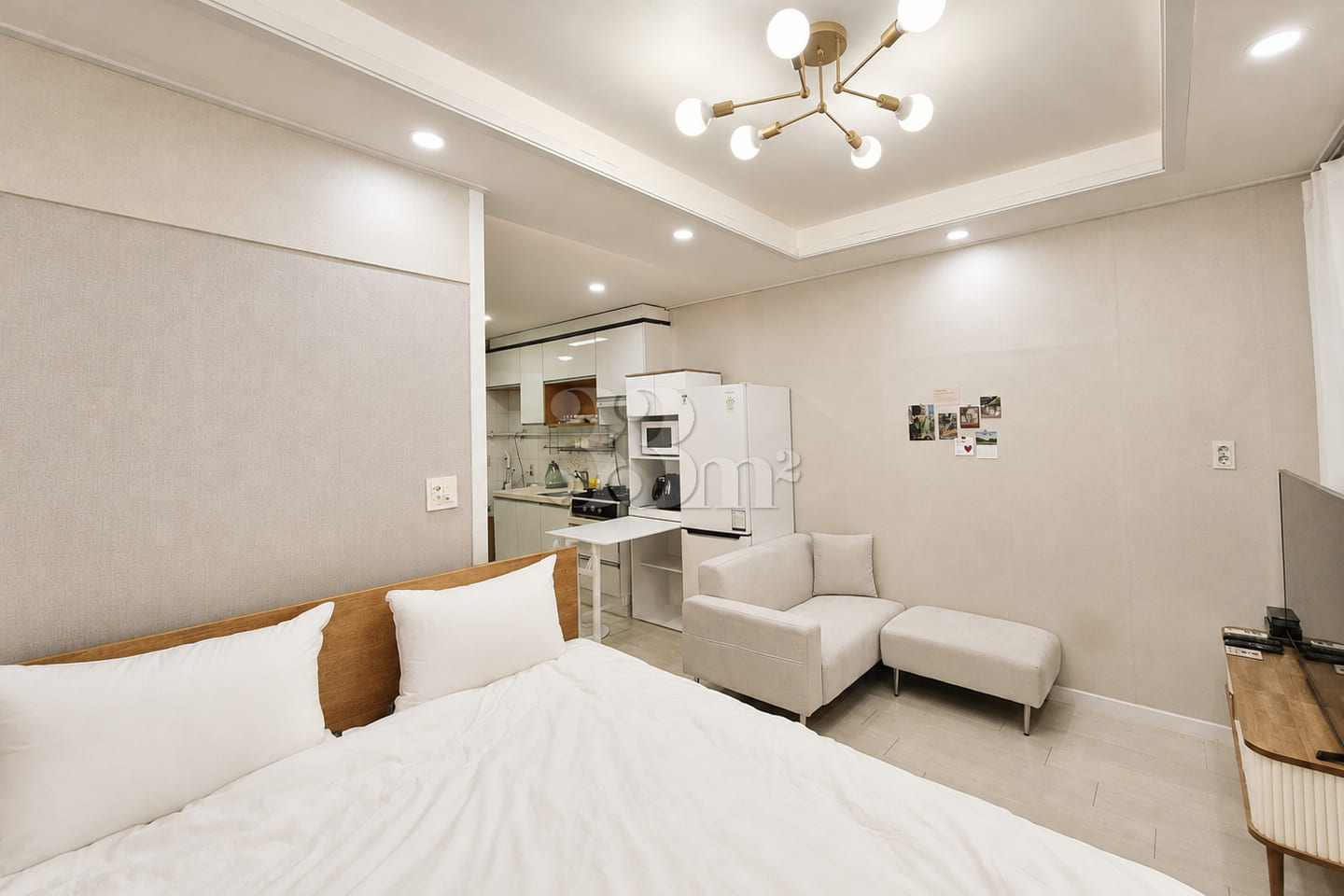 Heart of Gangnam, fully furnished, parking av 1th image