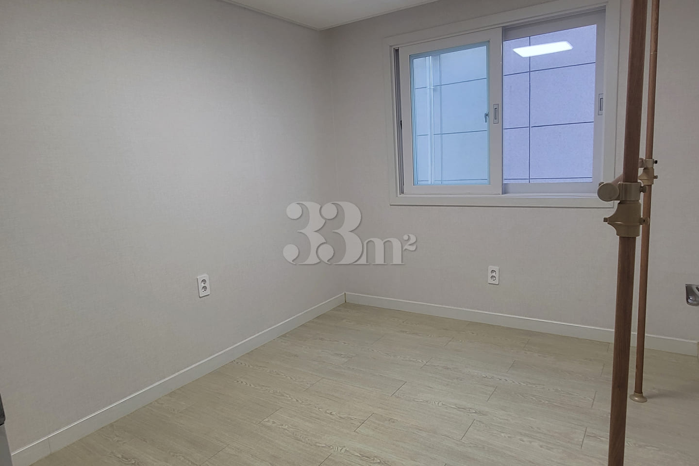 Spacious and clean Room 203 4th image