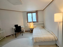 Studio apartment, 3-minute walk from Sinyongs 9th image