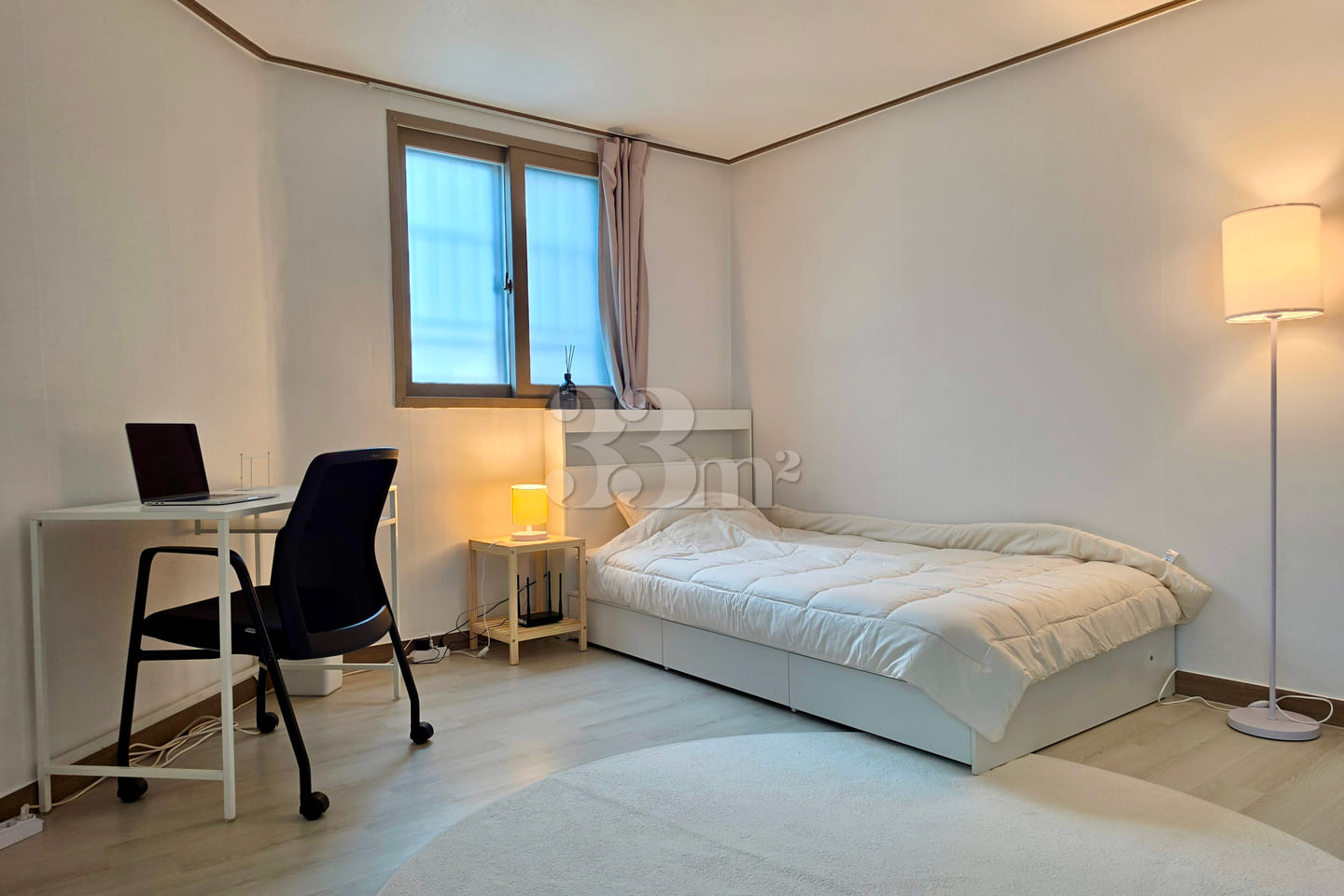 Studio apartment, 3-minute walk from Sinyongs 1th image