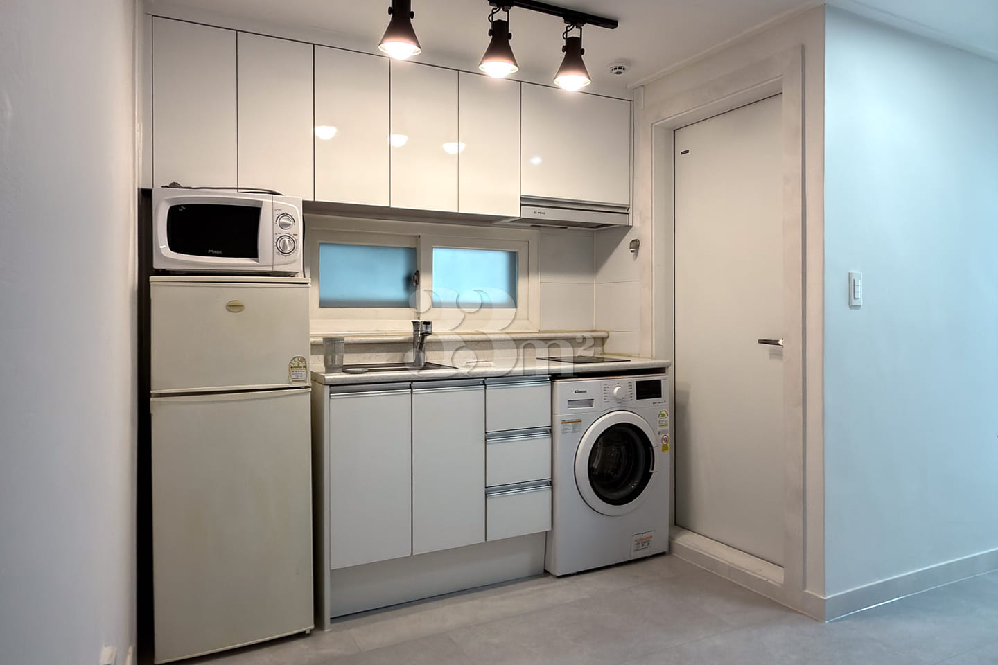 Yeoksam Studio Loft B 302 2th image