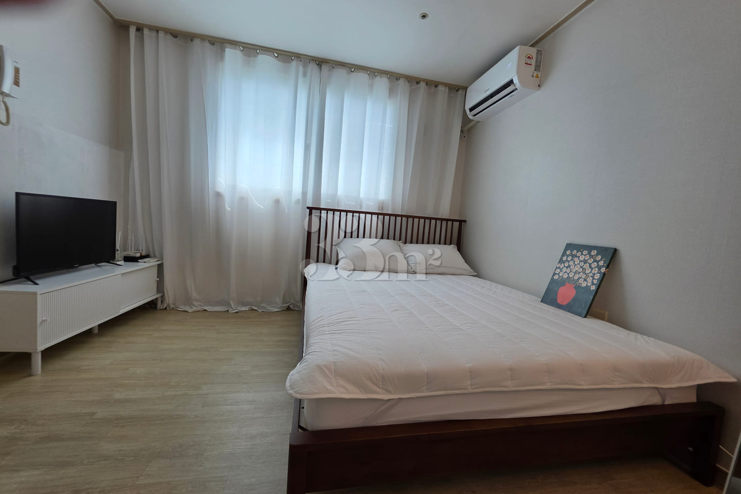 Fully furnished, parking included, located in 2th image