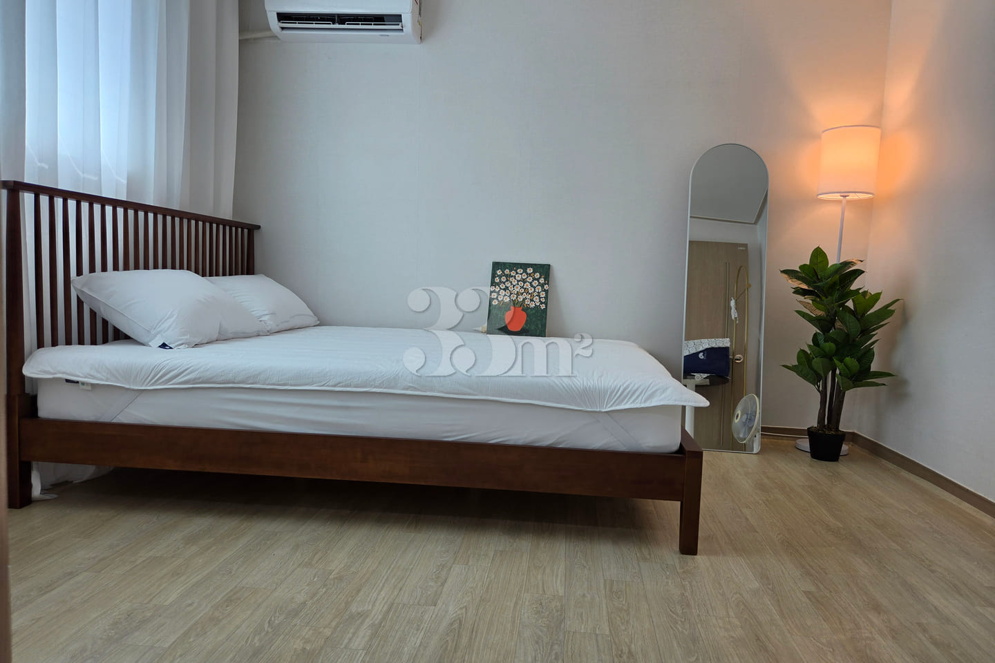 Fully furnished, parking included, located in 3th image