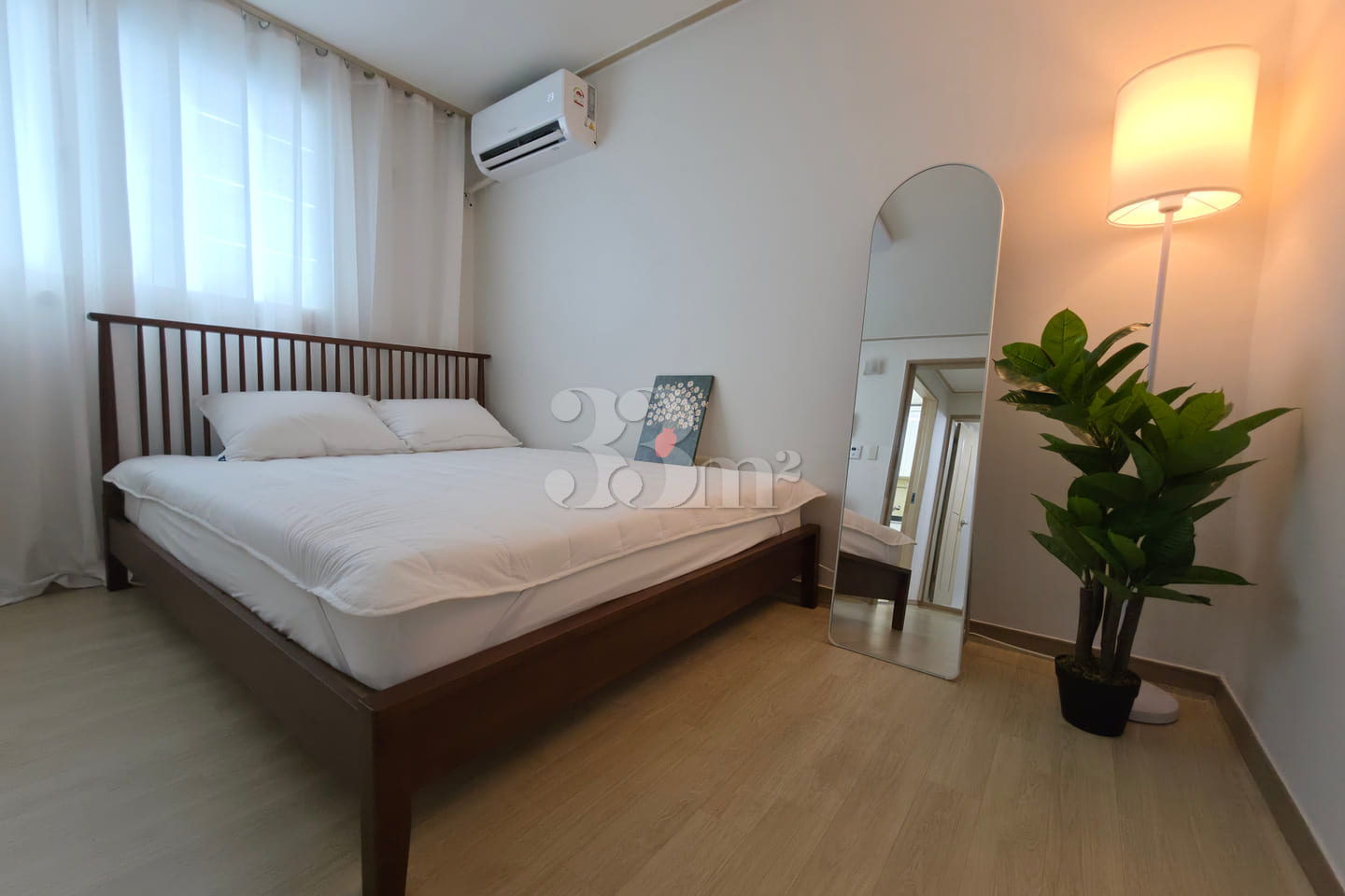 Fully furnished, parking included, located in 1th image