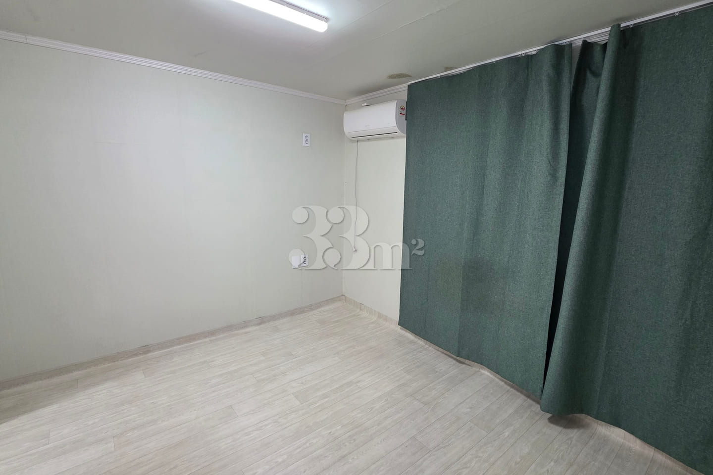 Room with a storage space near Songtan Statio 12th image