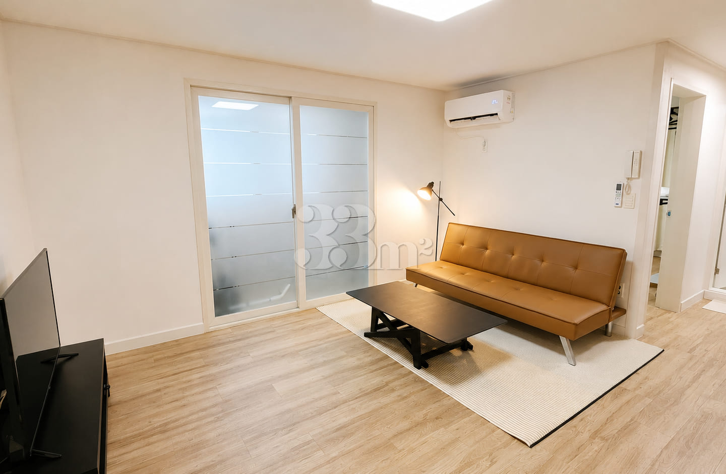Fully renovated mini two-room unit with new a 2th image