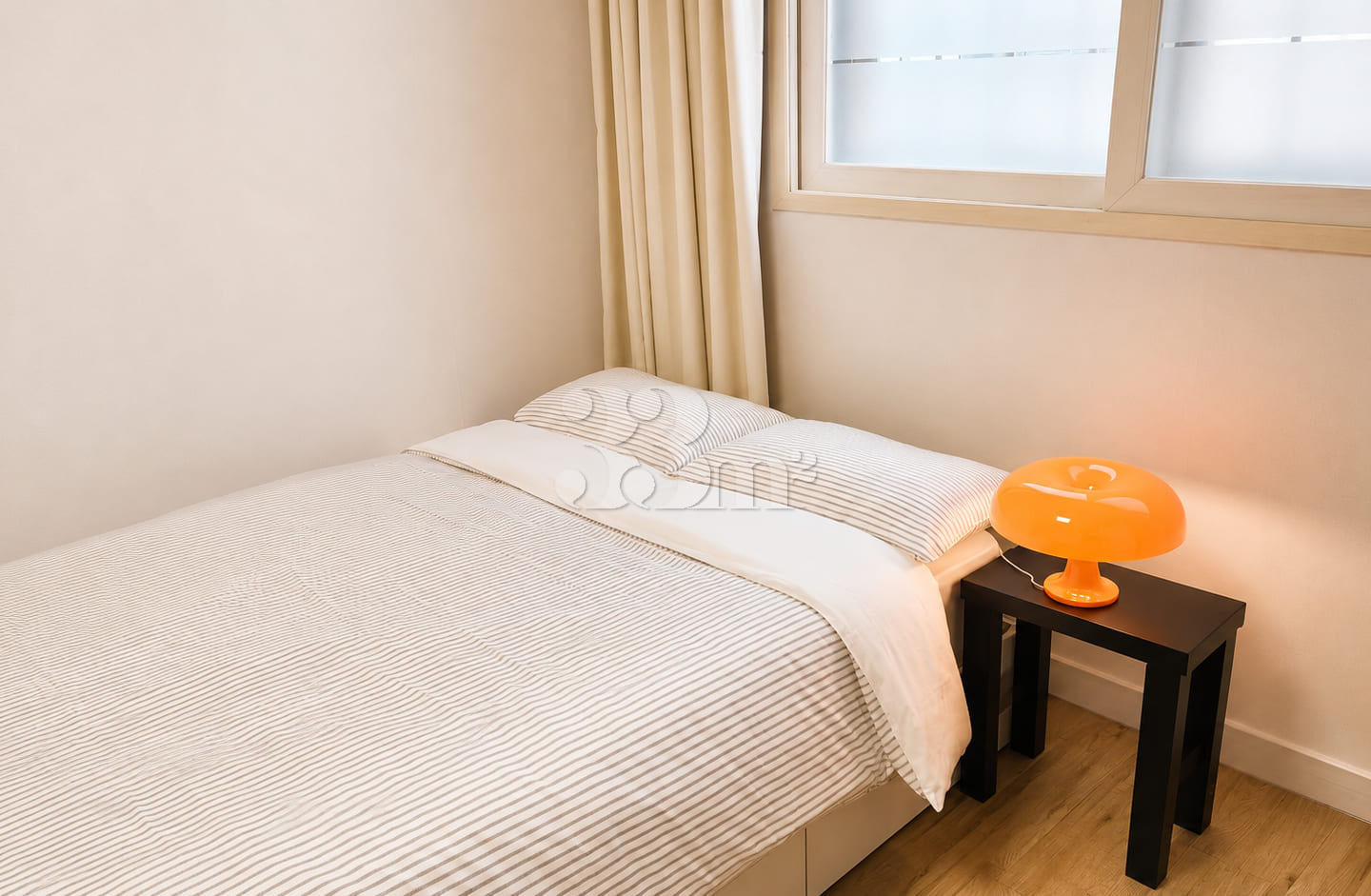 Fully renovated mini two-room unit with new a 6th image