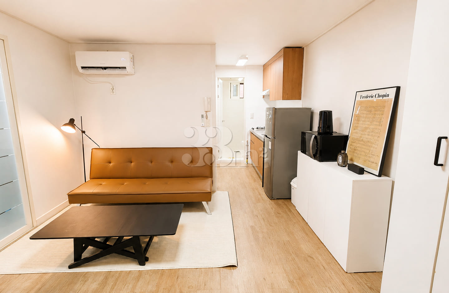 Fully renovated mini two-room unit with new a 0th image