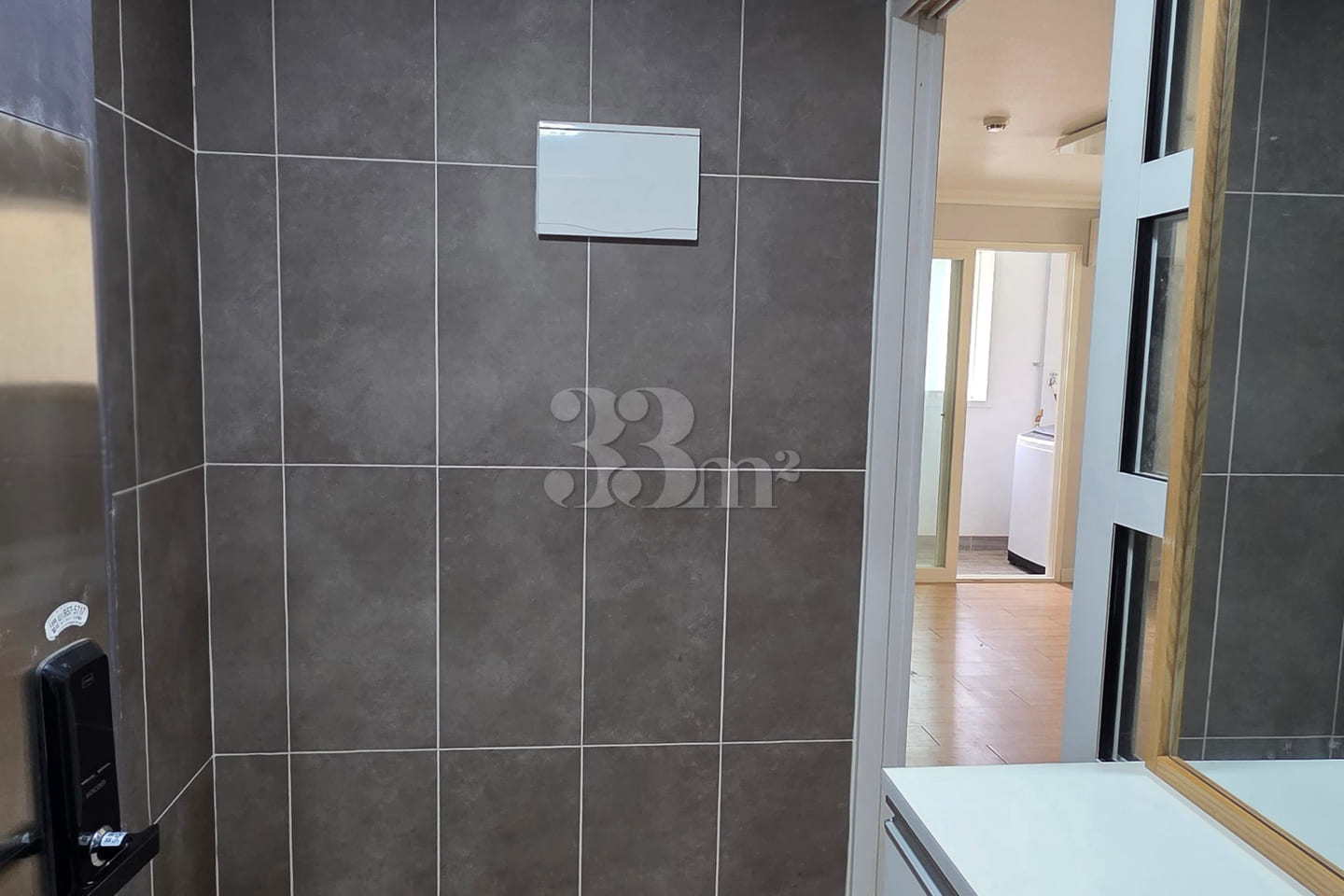 Spacious studio near Unjeong Jungang Station 3th image