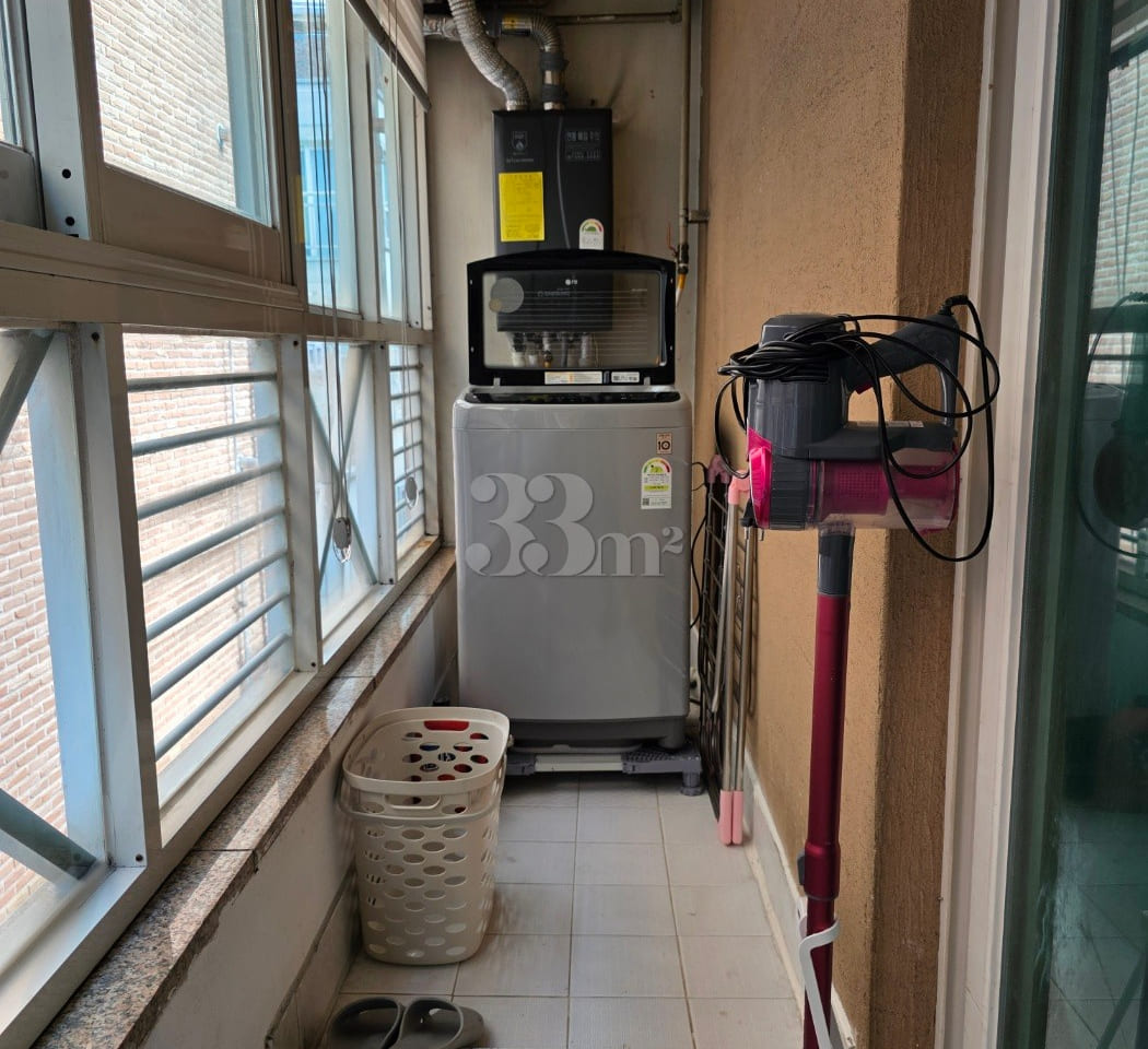 Unit 403, 10-minute walk from Yeoksam Station 11th image