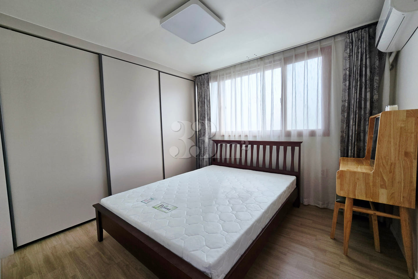 Fully furnished 2-bedroom apartment in Seoul 2th image