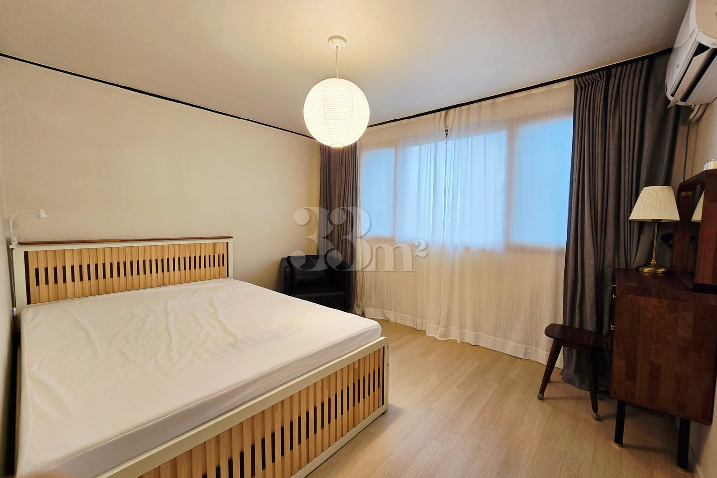 Fully furnished 2-bedroom unit in Dongdaemun- 2th image