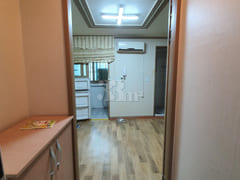 Cozy second-floor studio apartment 4th image