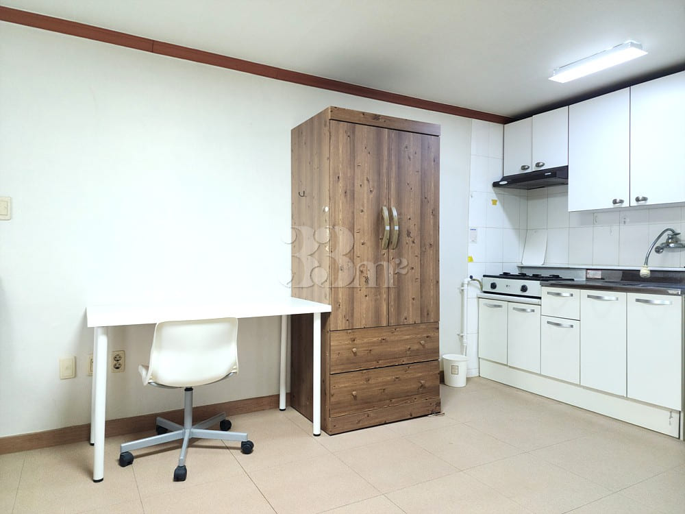 Hyeongsan Rotary, Studio Apartment 205 4th image