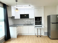 Convenient, newly built Jinwi property with o 0th image