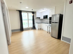 Convenient, newly built Jinwi property with o 1th image