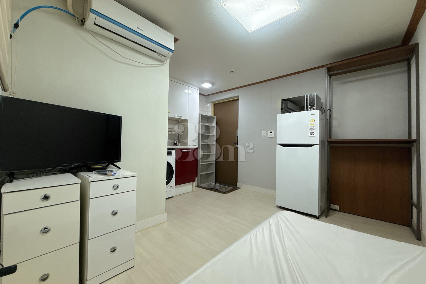 Affordable studio apartment near Seoul Nation 2th image