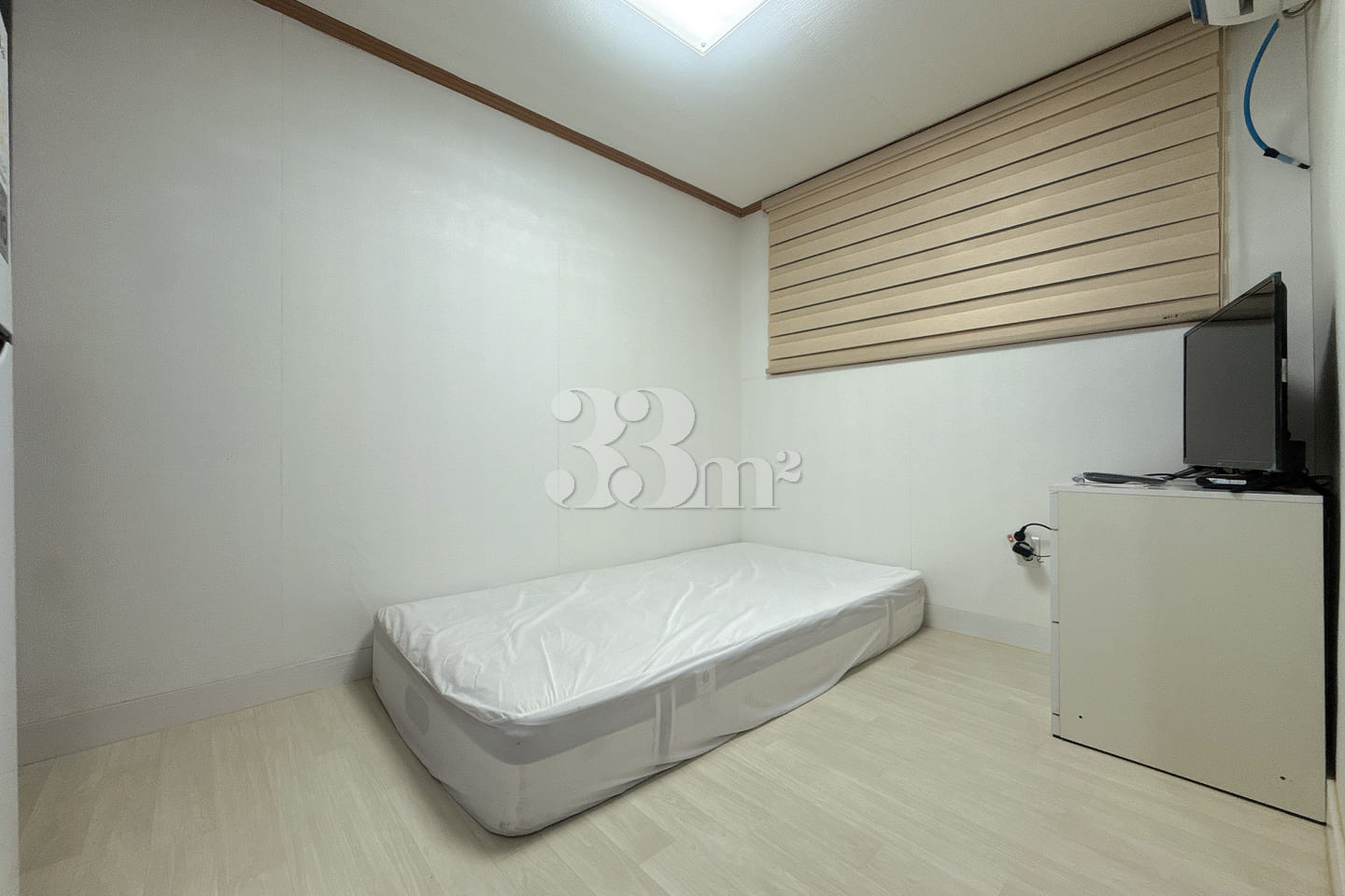 Affordable studio apartment near Seoul Nation 5th image