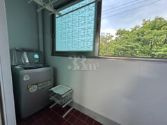 Accommodation in front of the park 4th image