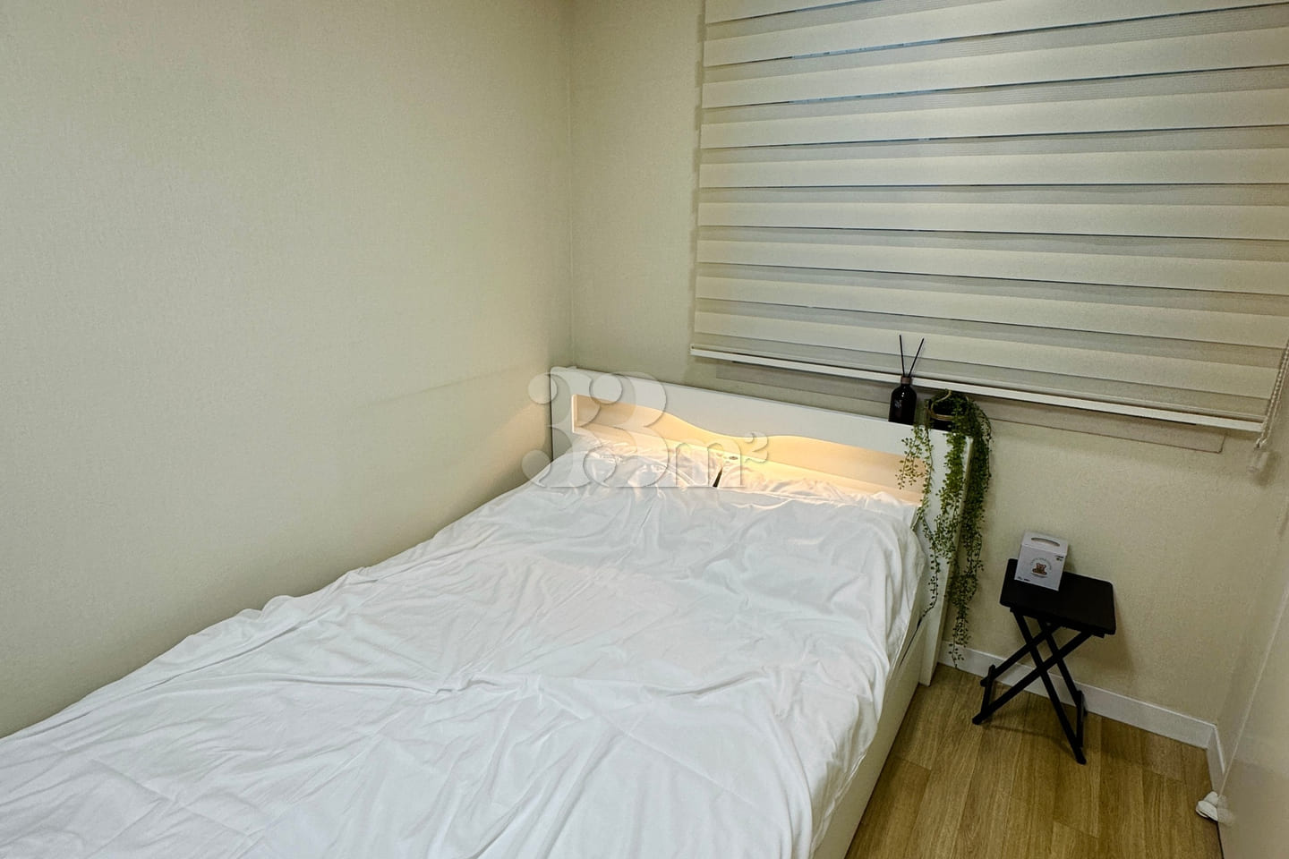 💛 Studio apartment right next to Hyochang Pa 7th image