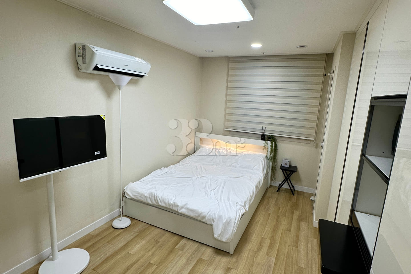 💛 Studio apartment right next to Hyochang Pa 2th image