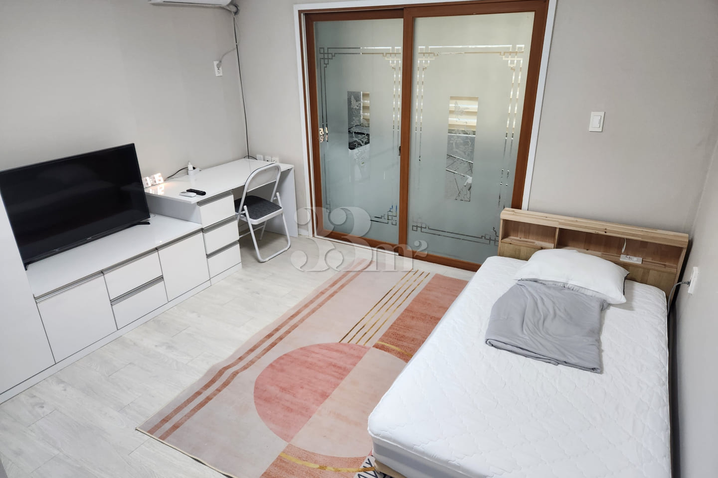 Fully furnished unit near Baekseok Intersecti 0th image
