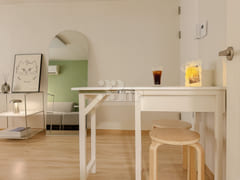 Charming rooftop studio just a 1-minute walk  7th image