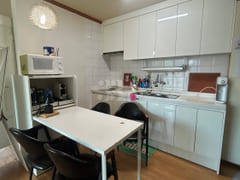 3 bedrooms, 1 bathroom (sleeps 7) 4th image