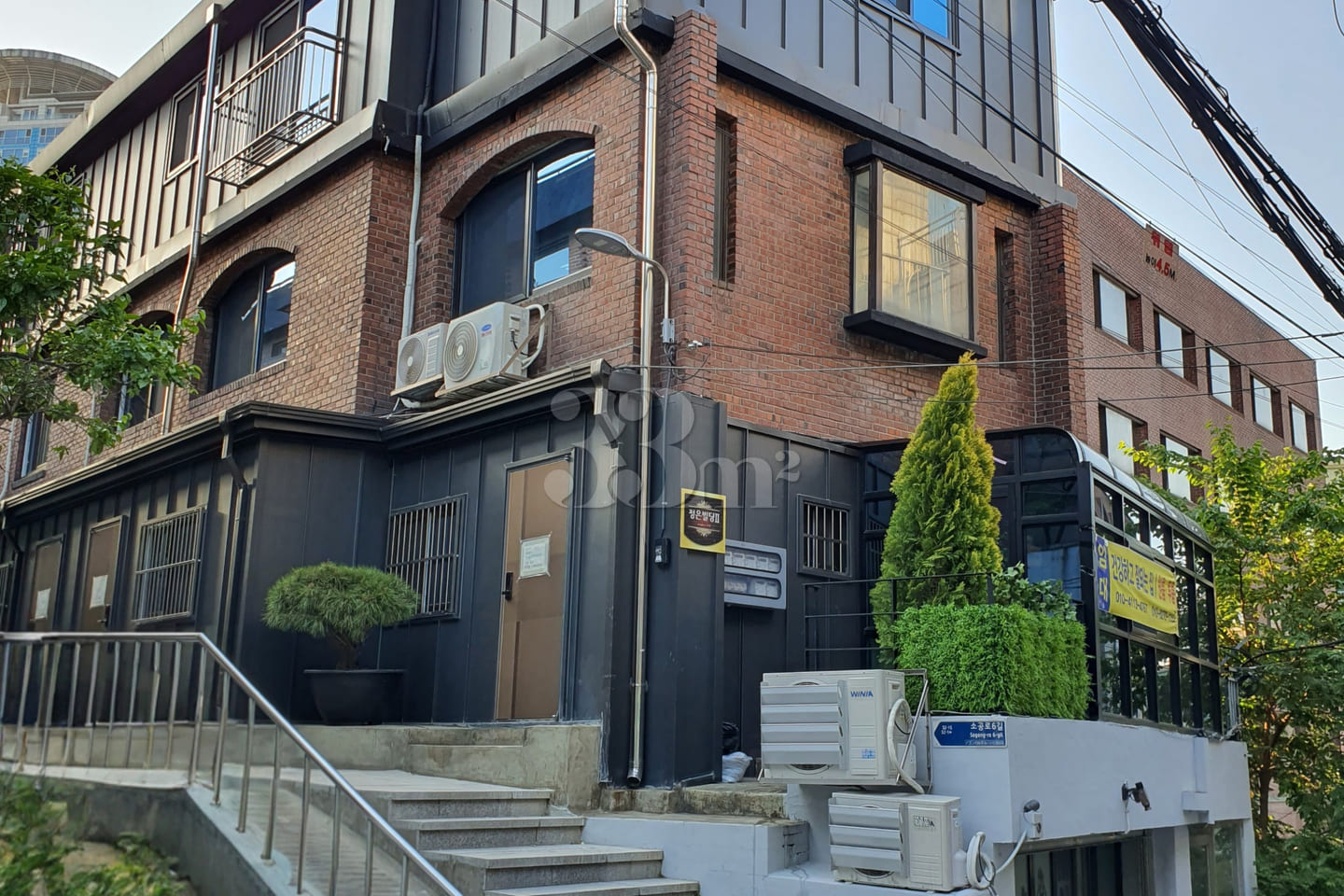 Clean two-room apartment near Myeongdong Stat 13th image