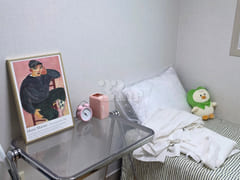 Clean bedding and bathroom in Mugeo-dong 0th image