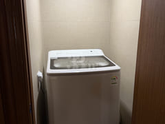 Fully furnished 3-bedroom apartment near Jams 11th image